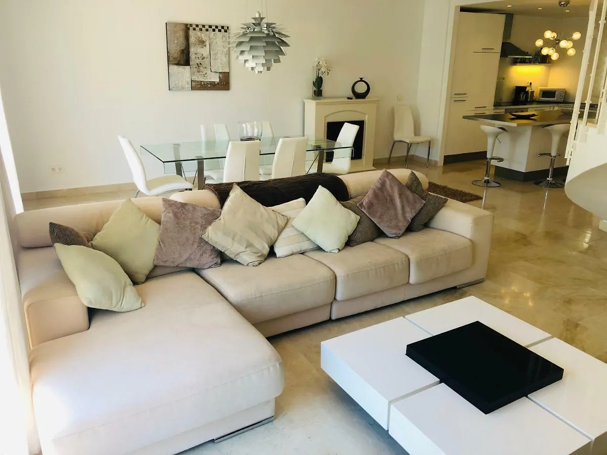 Luxury Duplex In Aloha Gardens Close To Puerto Banus Marbella
