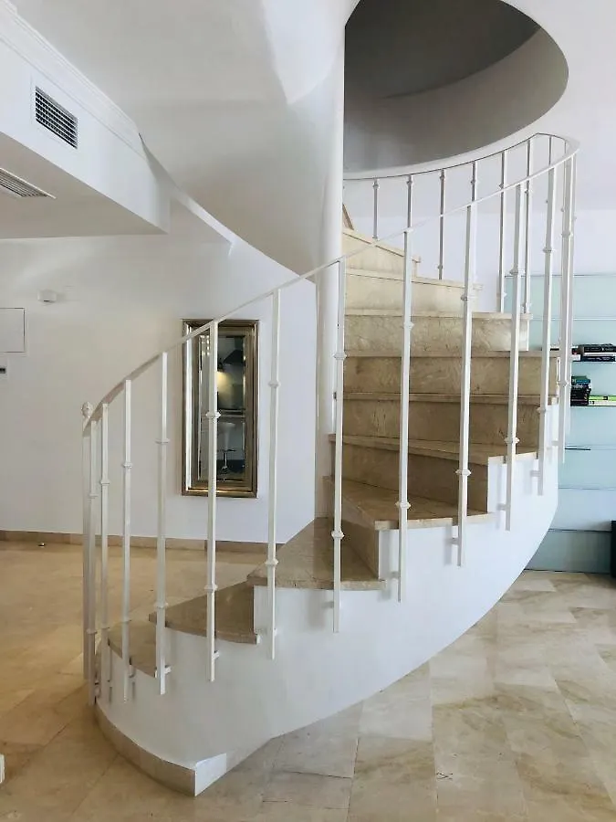 Luxury Duplex In Aloha Gardens Close To Puerto Banus Marbella Spain