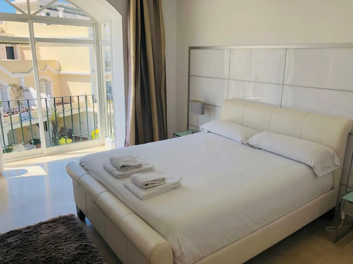 Luxury Duplex In Aloha Gardens Close To Puerto Banus Marbella