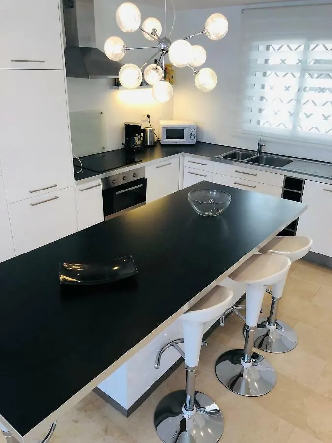 Luxury Duplex In Aloha Gardens Close To Puerto Banus Marbella