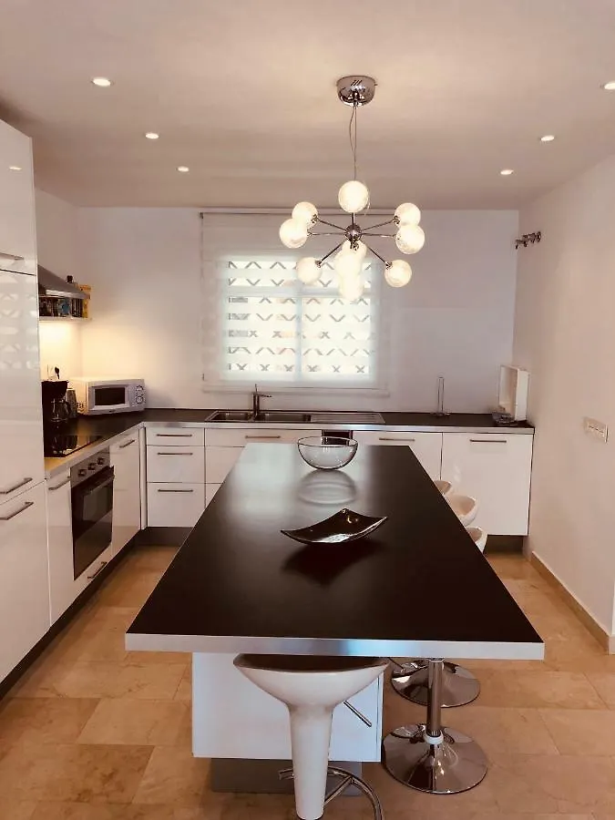 Apartment Luxury Duplex In Aloha Gardens Close To Puerto Banus Marbella
